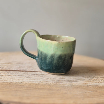 Farfar kop, grøn - bagfra