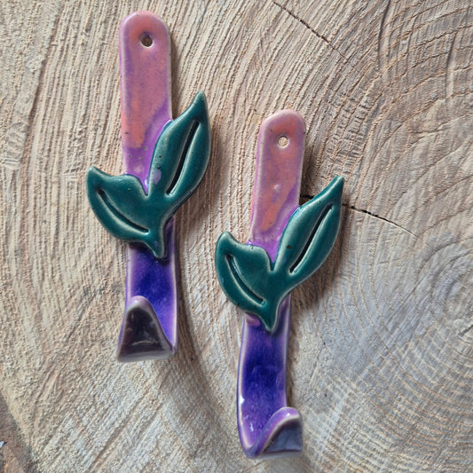 Knage, lilla hibiscus