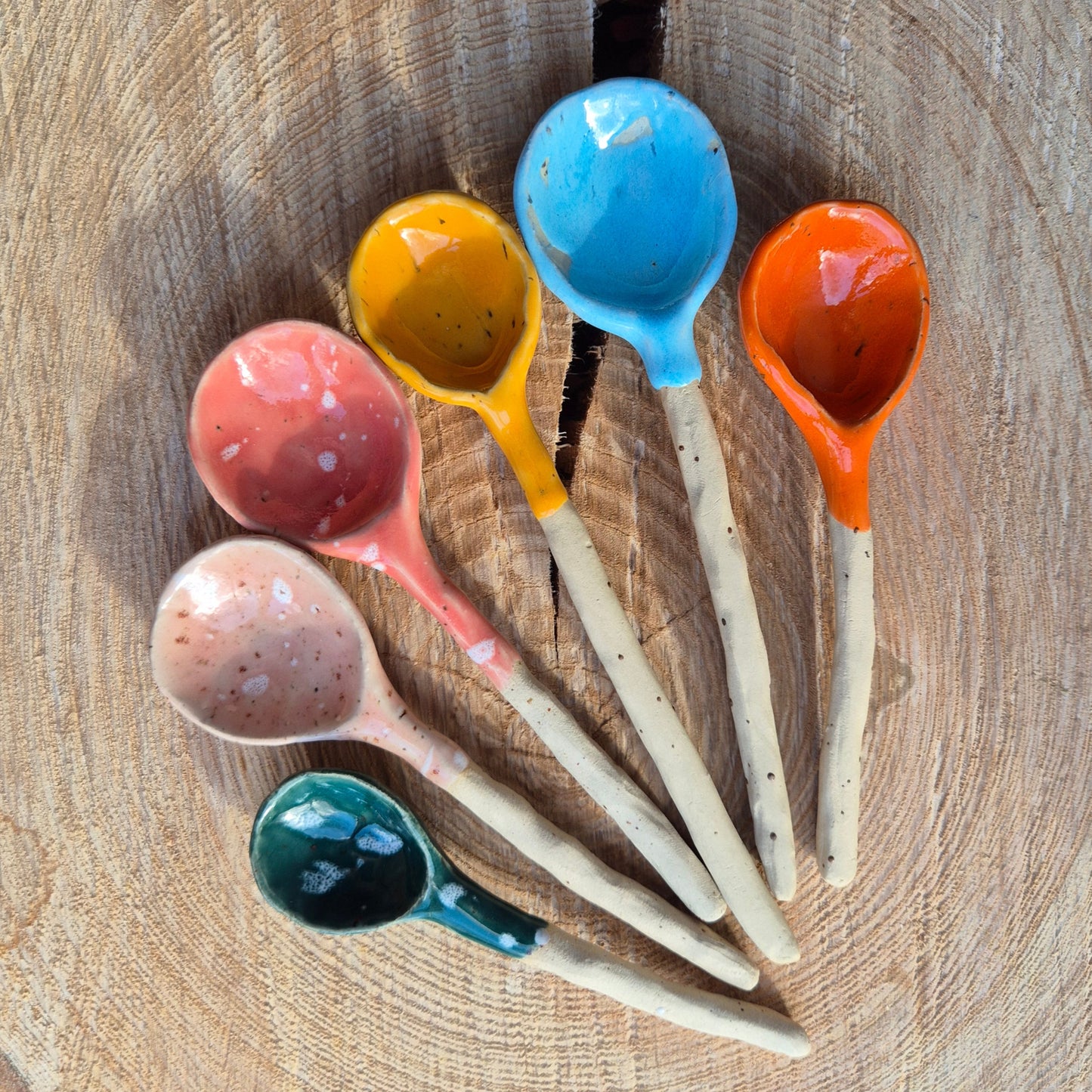 Spiseskeer, farverne sammen